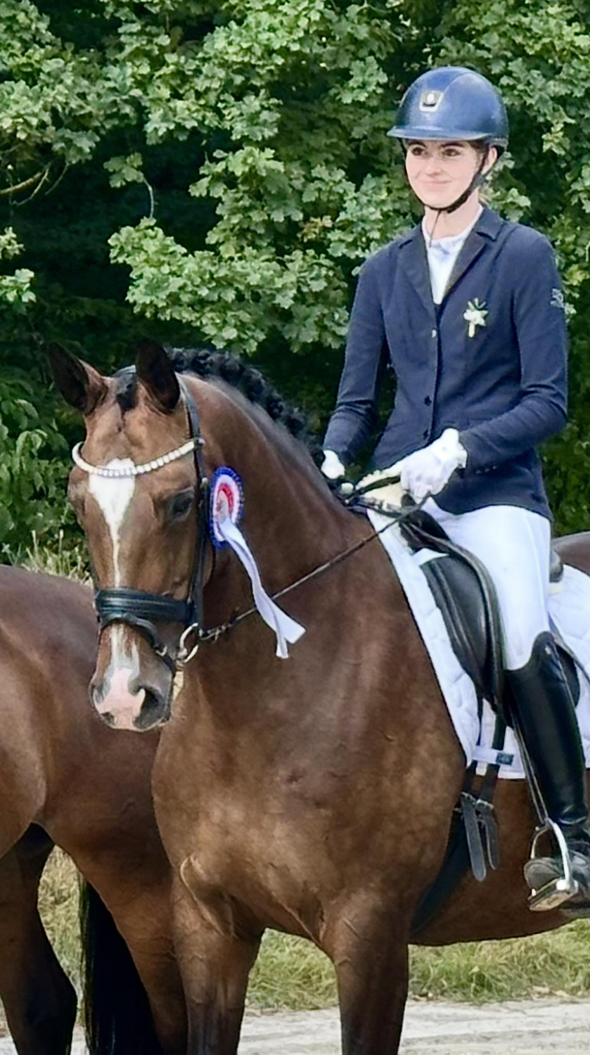 Erstes Turnier fr Pr.St. Tacyra von Saint Cyr und Greta - Beate Langels Gestt Hmelschenburg